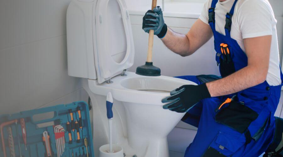Professional bathroom faucet installation in Ledbetter, TX
